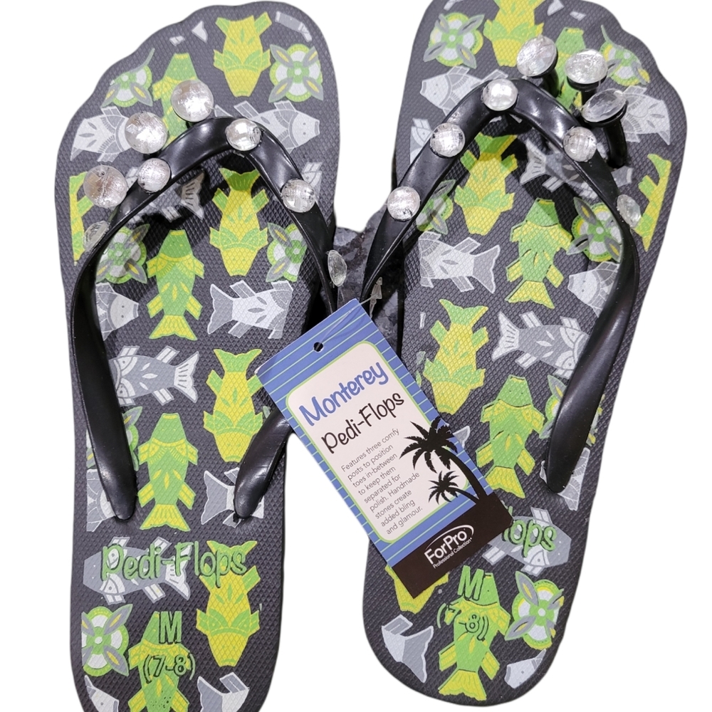 NWT Pedicure Monterey Pedi Flip Flops sz 6-7